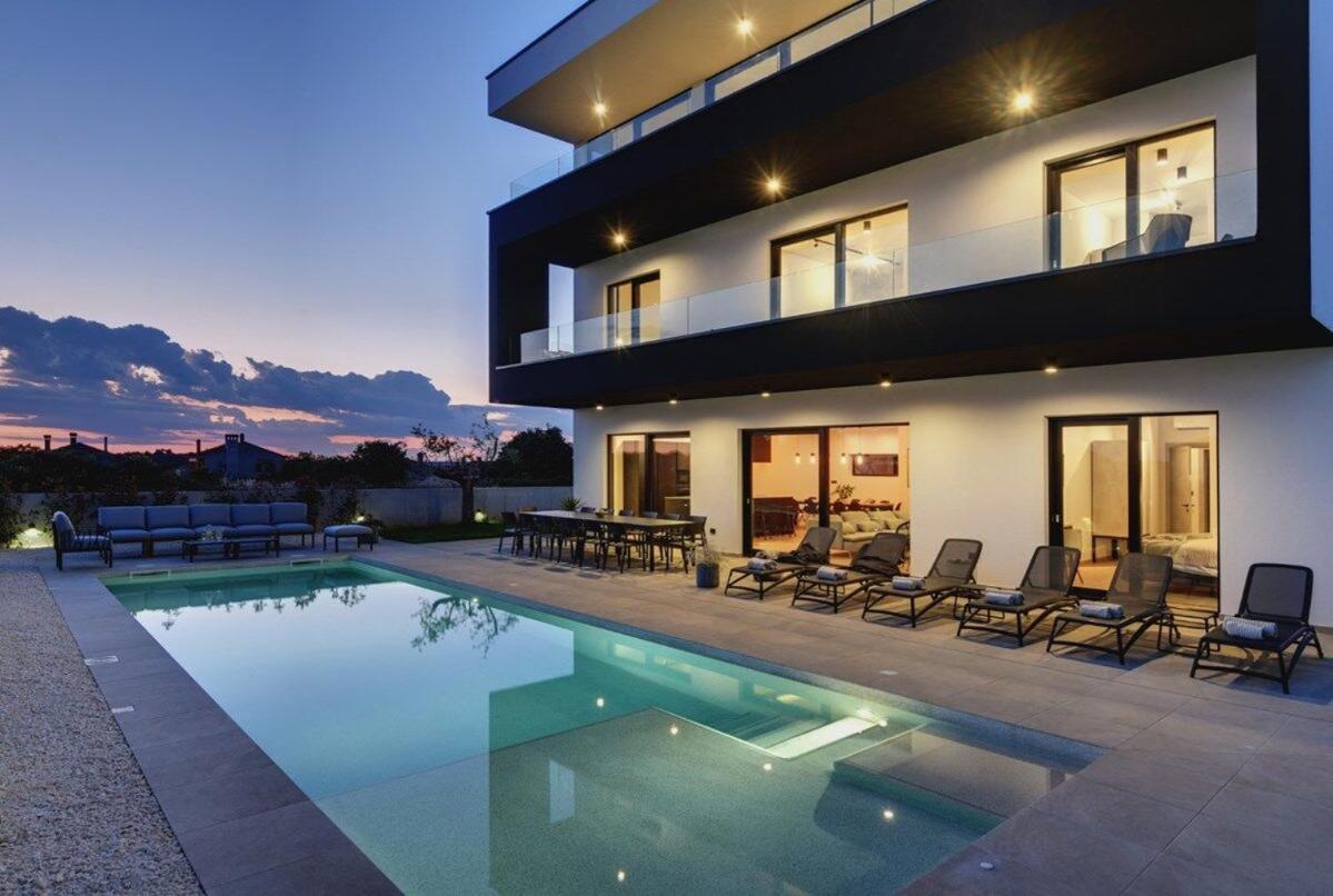Villa Aquarius พูลา ภายนอก รูปภาพ