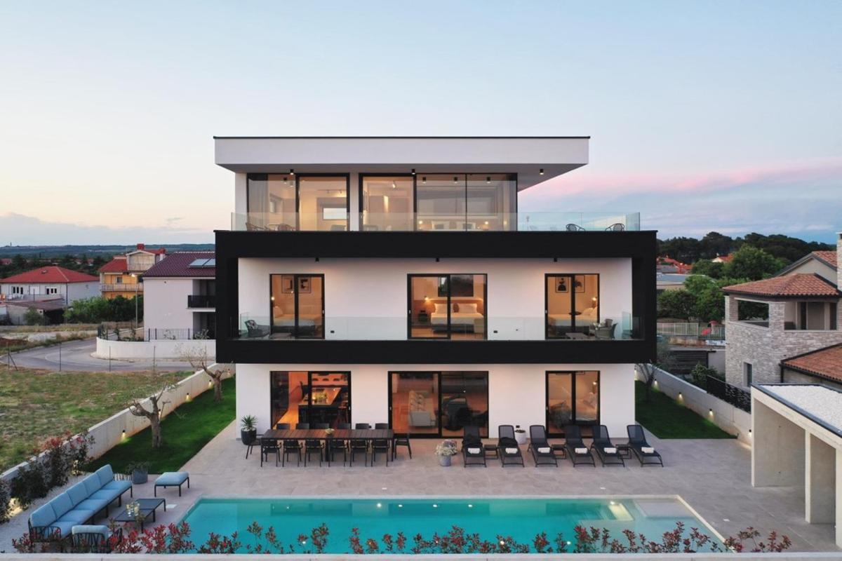 Villa Aquarius พูลา ภายนอก รูปภาพ